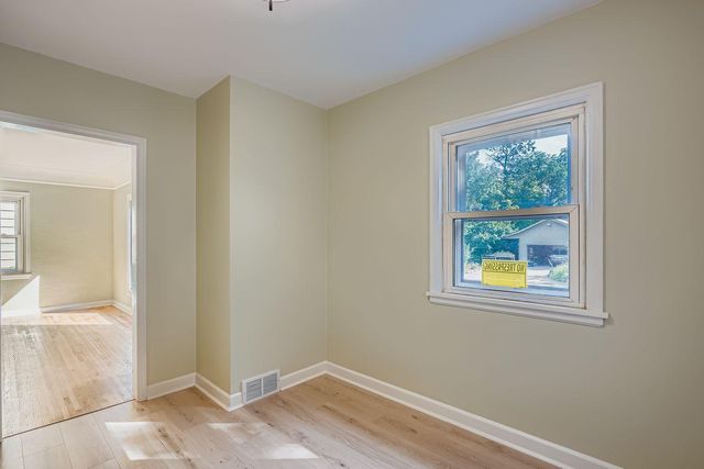 837 Bidwell St Street, West Saint Paul, MN 55118