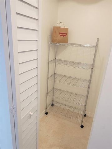 2170 NE 51ST Court B7, Fort Lauderdale, FL 33308