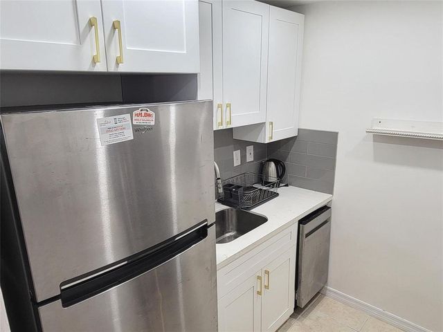 2170 NE 51ST Court B7, Fort Lauderdale, FL 33308