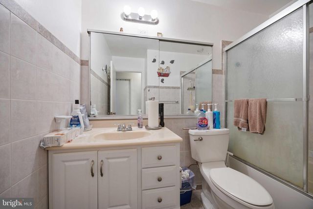 35 EMBER LN, Willingboro, NJ 08046