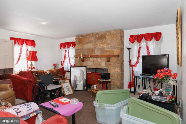 35 EMBER LN, Willingboro, NJ 08046