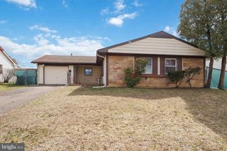 35 EMBER LN, Willingboro, NJ 08046