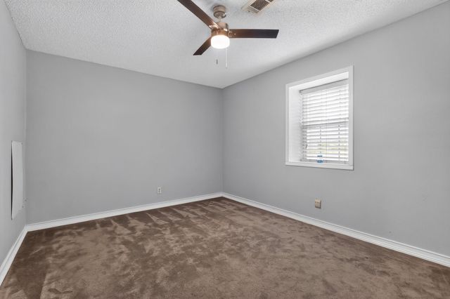 9915 Forest Hollow Drive, Baytown, TX 77521
