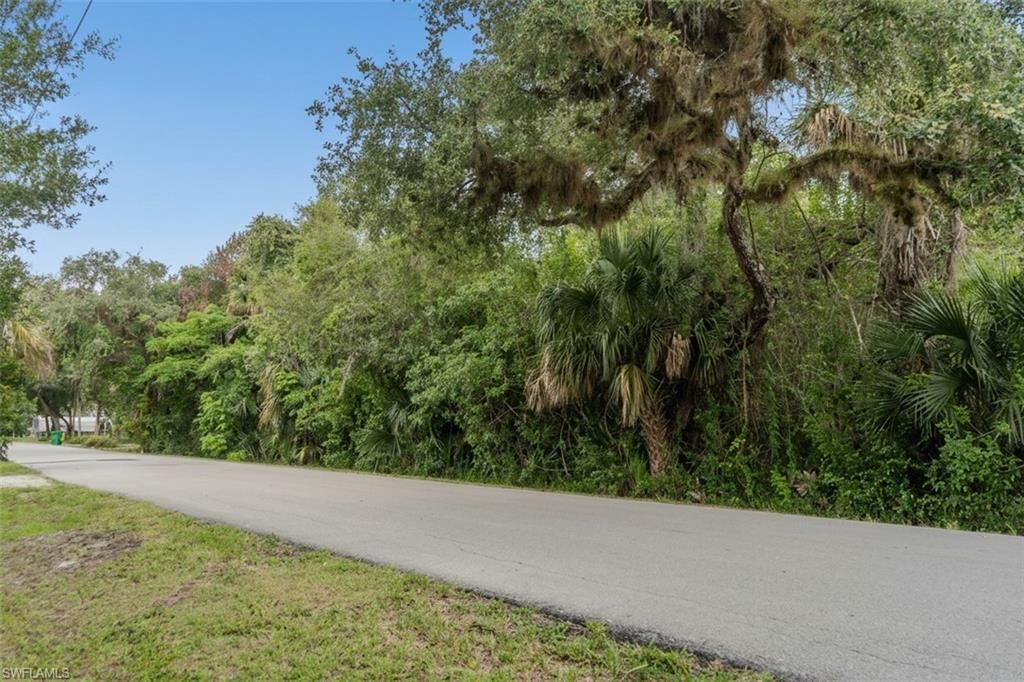 543 E Hickpochee AVE, LABELLE, FL 33935 — photo 4