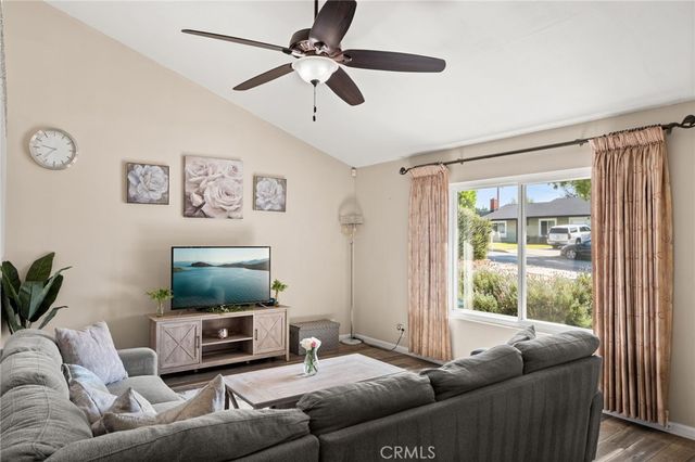 1489 N Mulberry Avenue, Upland, CA 91786
