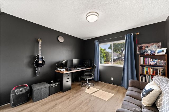 1489 N Mulberry Avenue, Upland, CA 91786
