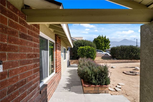 1489 N Mulberry Avenue, Upland, CA 91786