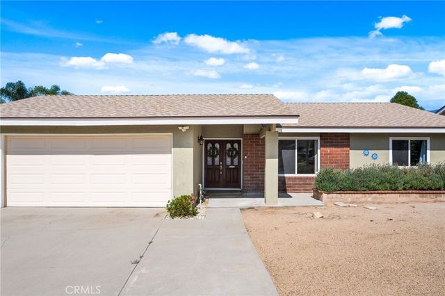 1489 N Mulberry Avenue, Upland, CA 91786