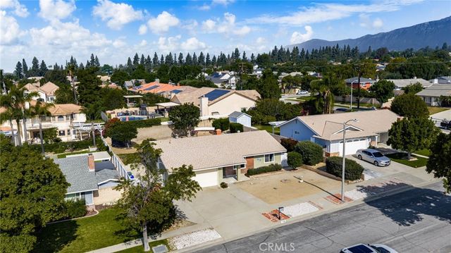 1489 N Mulberry Avenue, Upland, CA 91786
