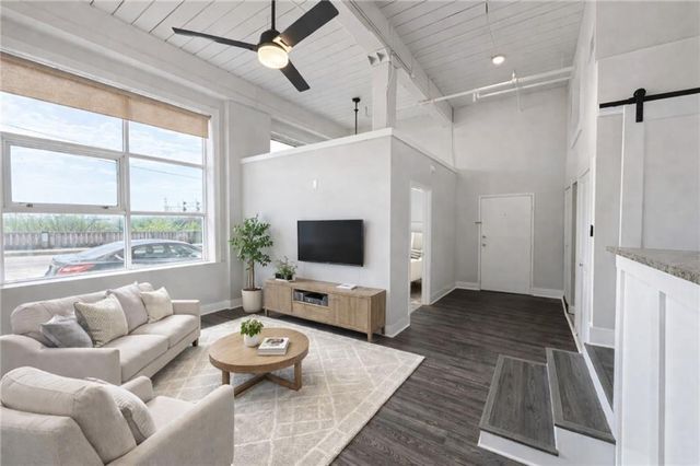 161 SW Mangum Street 204, Atlanta, GA 30313