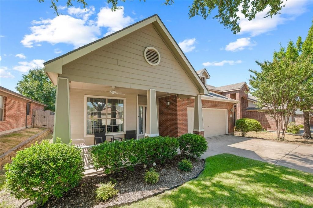 10437 Bradshaw Drive, Fort Worth, TX 76108 — photo 2