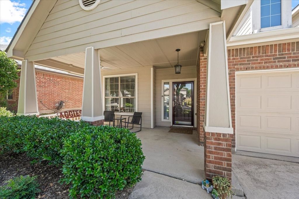 10437 Bradshaw Drive, Fort Worth, TX 76108 — photo 3