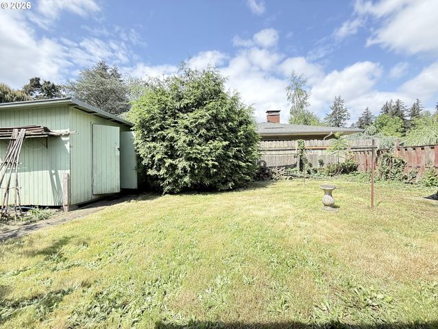 11024 Se LONG St, Portland, OR 97266