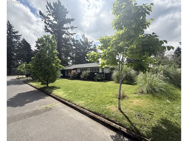 11024 Se LONG St, Portland, OR 97266
