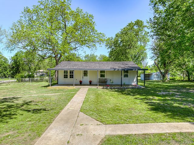1312 NW Lupa Street, Bartlesville, OK 74003