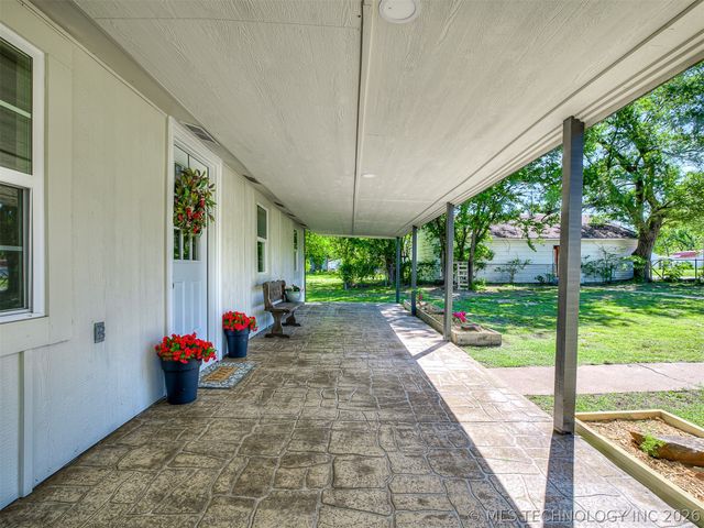 1312 NW Lupa Street, Bartlesville, OK 74003