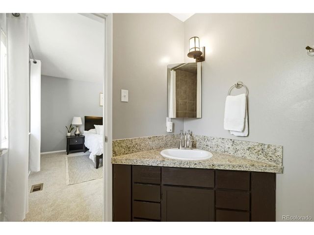 13758 W Asbury Cir, Lakewood, CO 80228