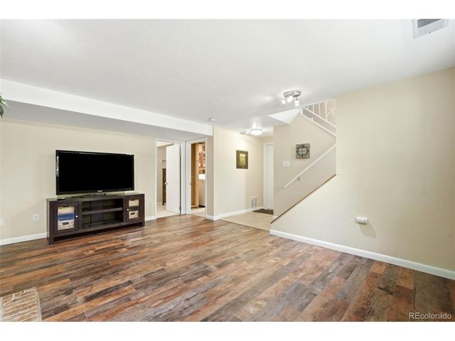 13758 W Asbury Cir, Lakewood, CO 80228