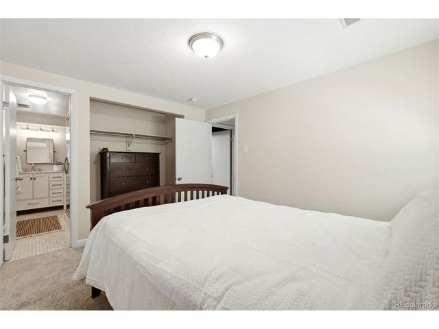 13758 W Asbury Cir, Lakewood, CO 80228