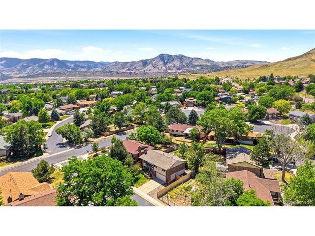 13758 W Asbury Cir, Lakewood, CO 80228