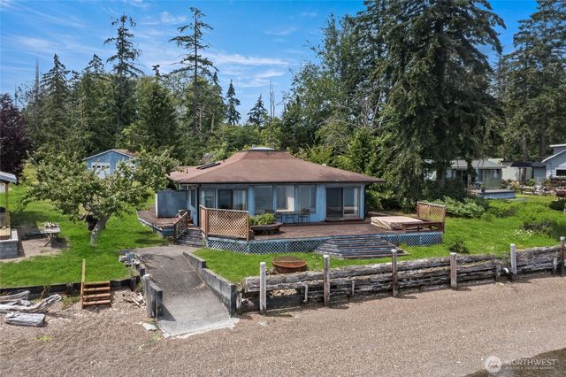 13327 Agate Beach Road, Anderson Island, WA 98303