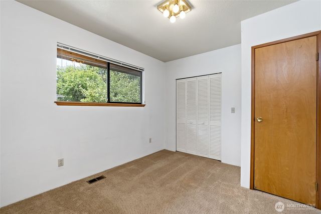 13327 Agate Beach Road, Anderson Island, WA 98303
