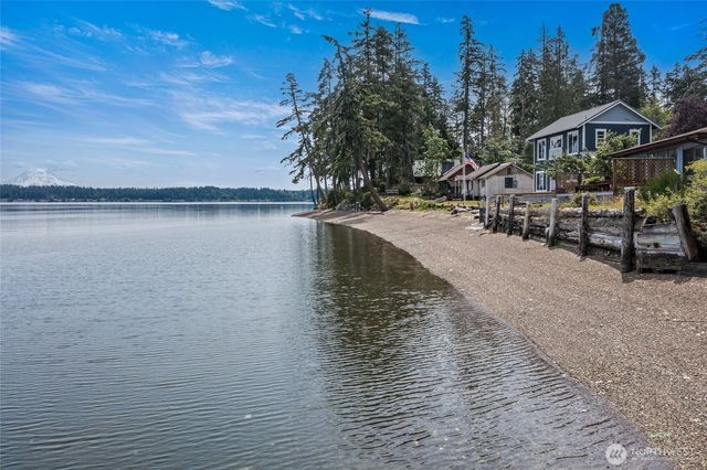 13327 Agate Beach Road, Anderson Island, WA 98303