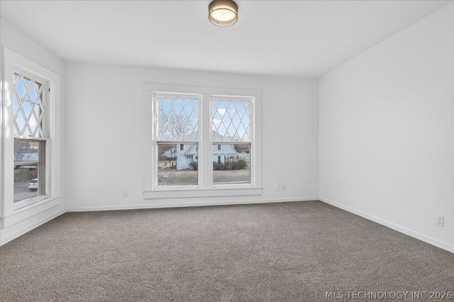 822 S Johnstone Avenue, Bartlesville, OK 74003