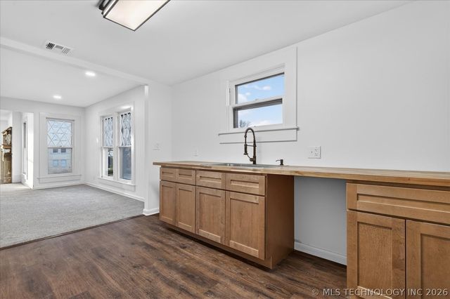 822 S Johnstone Avenue, Bartlesville, OK 74003