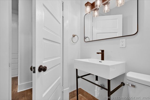 822 S Johnstone Avenue, Bartlesville, OK 74003