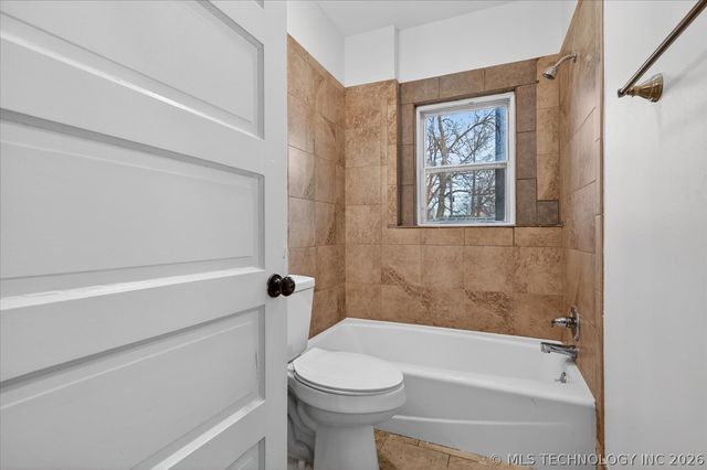 822 S Johnstone Avenue, Bartlesville, OK 74003