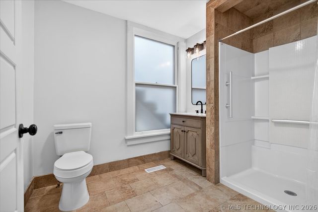 822 S Johnstone Avenue, Bartlesville, OK 74003