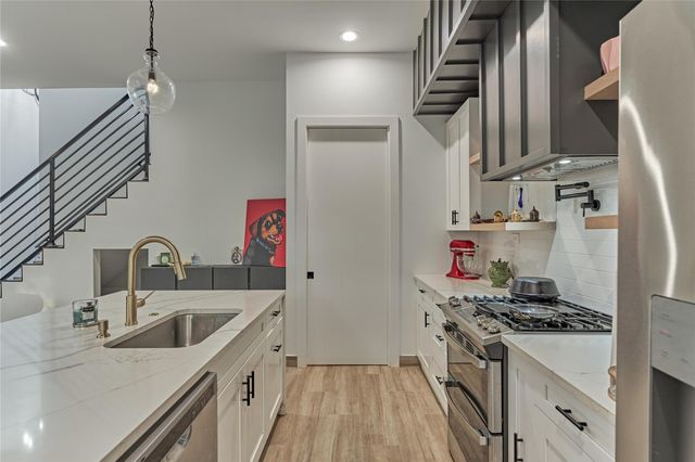 346 Camden Hills W, Montgomery, TX 77356