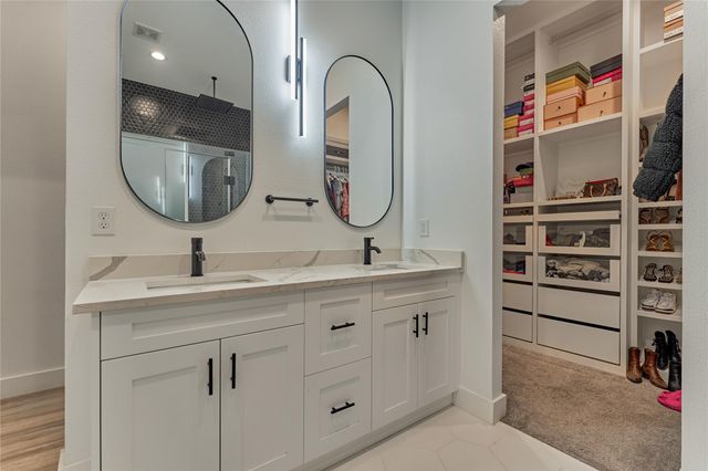 346 Camden Hills W, Montgomery, TX 77356