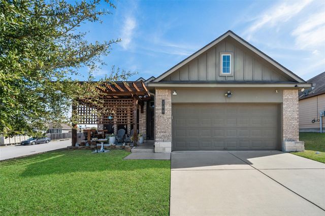 166 Doe Run Drive, Huntsville, TX 77320