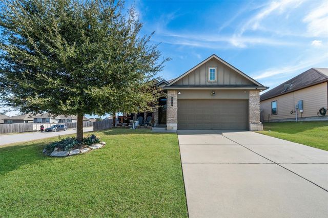 166 Doe Run Drive, Huntsville, TX 77320