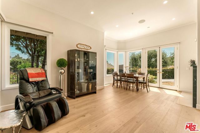 1432 Rutherford Drive, Pasadena, CA 91103