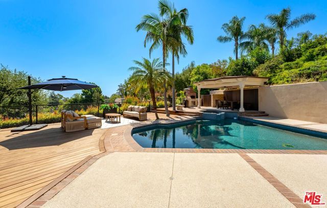 1432 Rutherford Drive, Pasadena, CA 91103