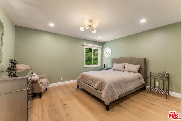 1432 Rutherford Drive, Pasadena, CA 91103