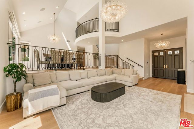 1432 Rutherford Drive, Pasadena, CA 91103