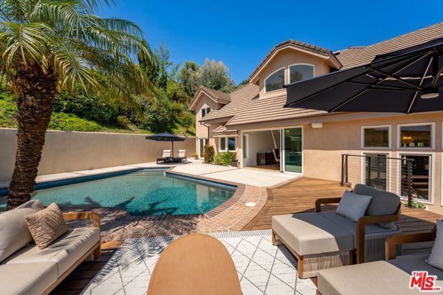 1432 Rutherford Drive, Pasadena, CA 91103