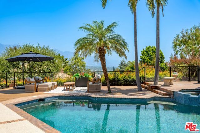 1432 Rutherford Drive, Pasadena, CA 91103