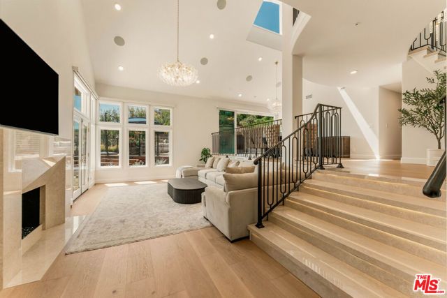 1432 Rutherford Drive, Pasadena, CA 91103
