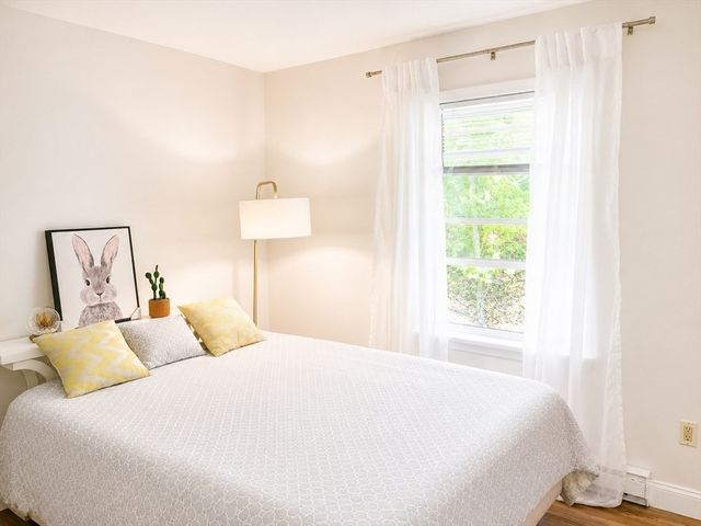 25 Gediminas St 25, Worcester, MA 01610