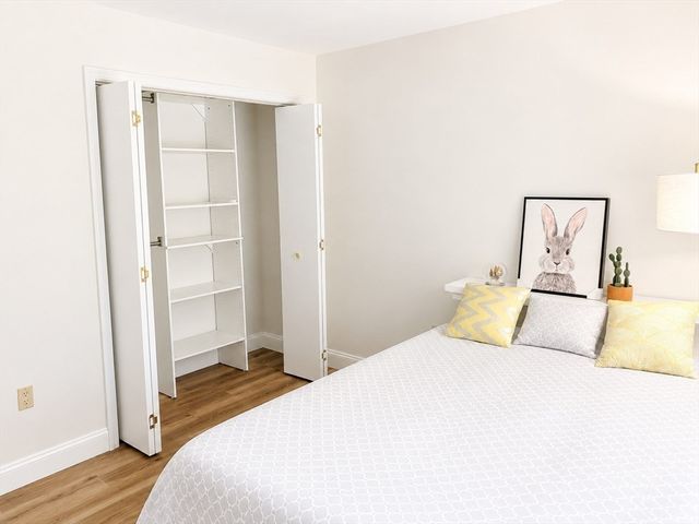 25 Gediminas St 25, Worcester, MA 01610