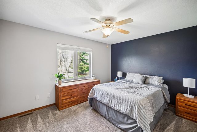 4710 Sawyers Drive, Des Moines, IA 50310