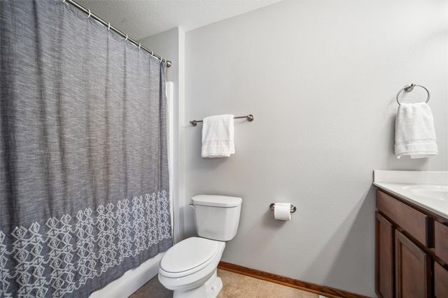 4710 Sawyers Drive, Des Moines, IA 50310