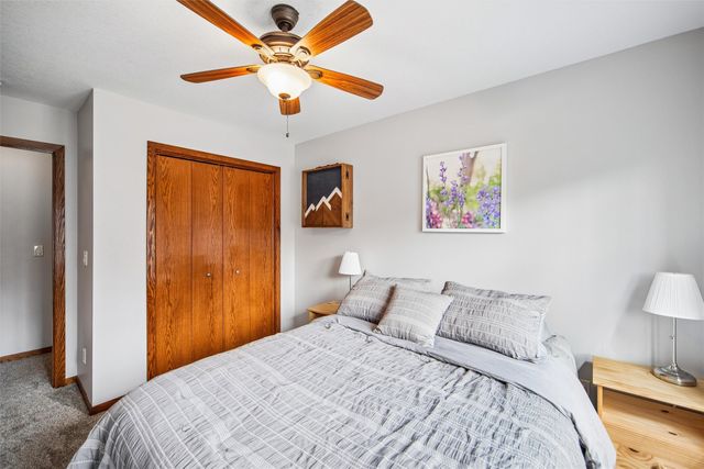 4710 Sawyers Drive, Des Moines, IA 50310