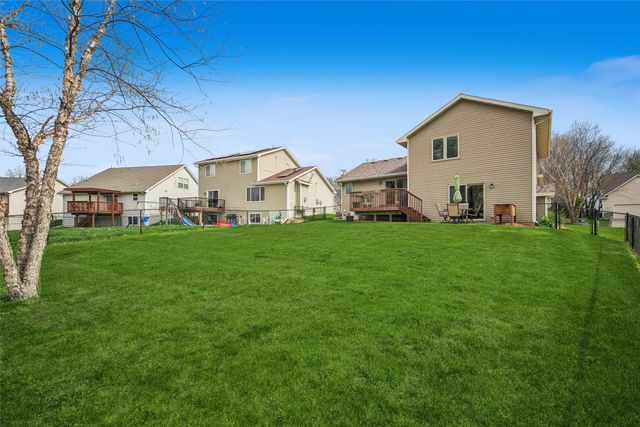 4710 Sawyers Drive, Des Moines, IA 50310