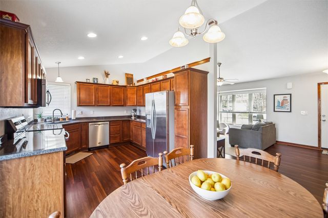 4710 Sawyers Drive, Des Moines, IA 50310